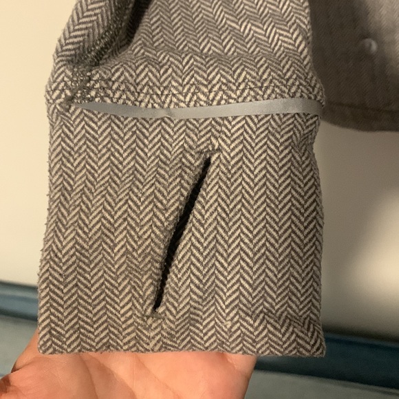 Lululemon mid layer - Picture 5 of 8